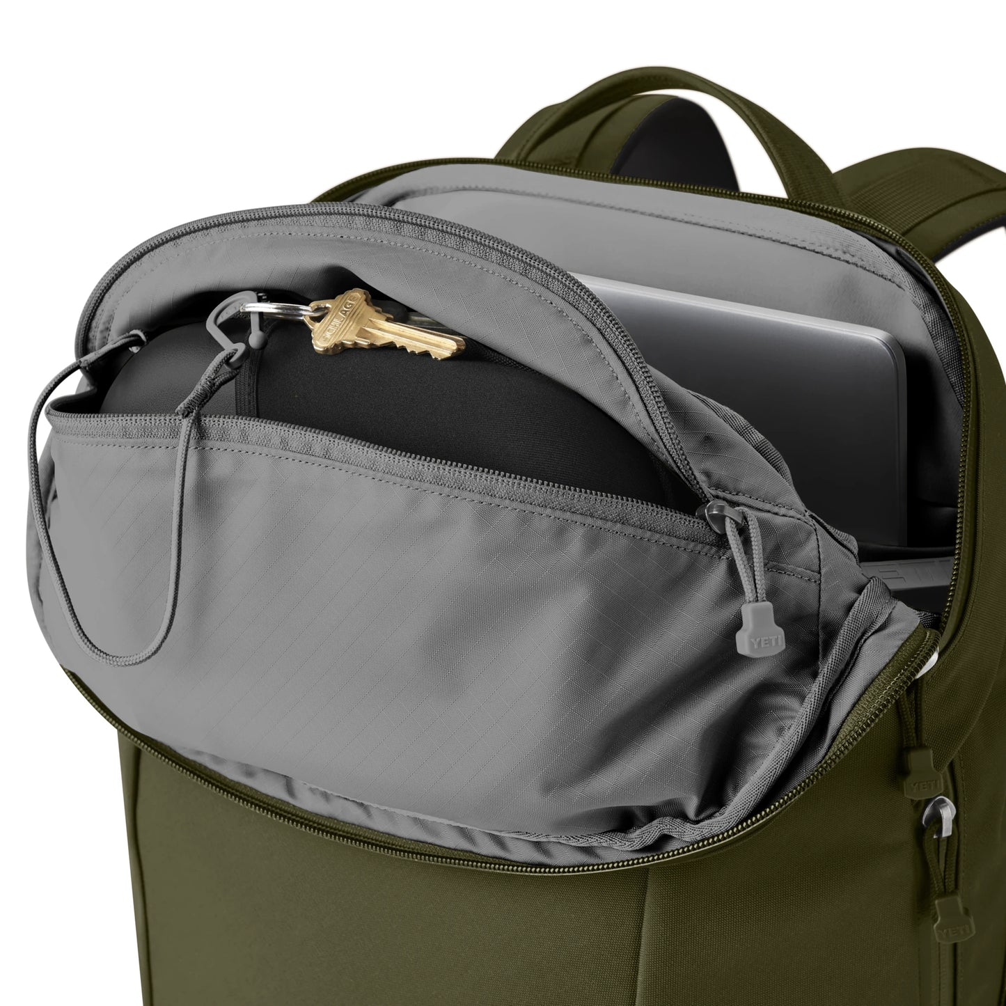 22L Carry On Backpack - US 5568