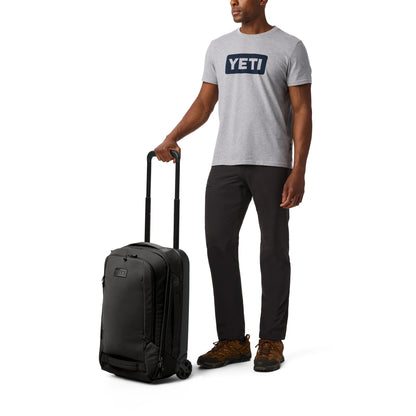 35L/22" Carry-On Luggage - US 2065
